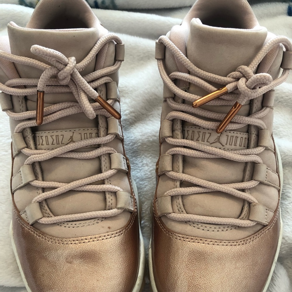 Rose Gold 11s